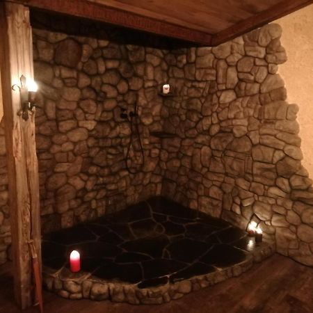 El descanso de Odín ¡Una auténtica posada vikinga! Mataelpino Exterior foto