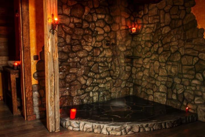 El descanso de Odín ¡Una auténtica posada vikinga! Mataelpino Exterior foto